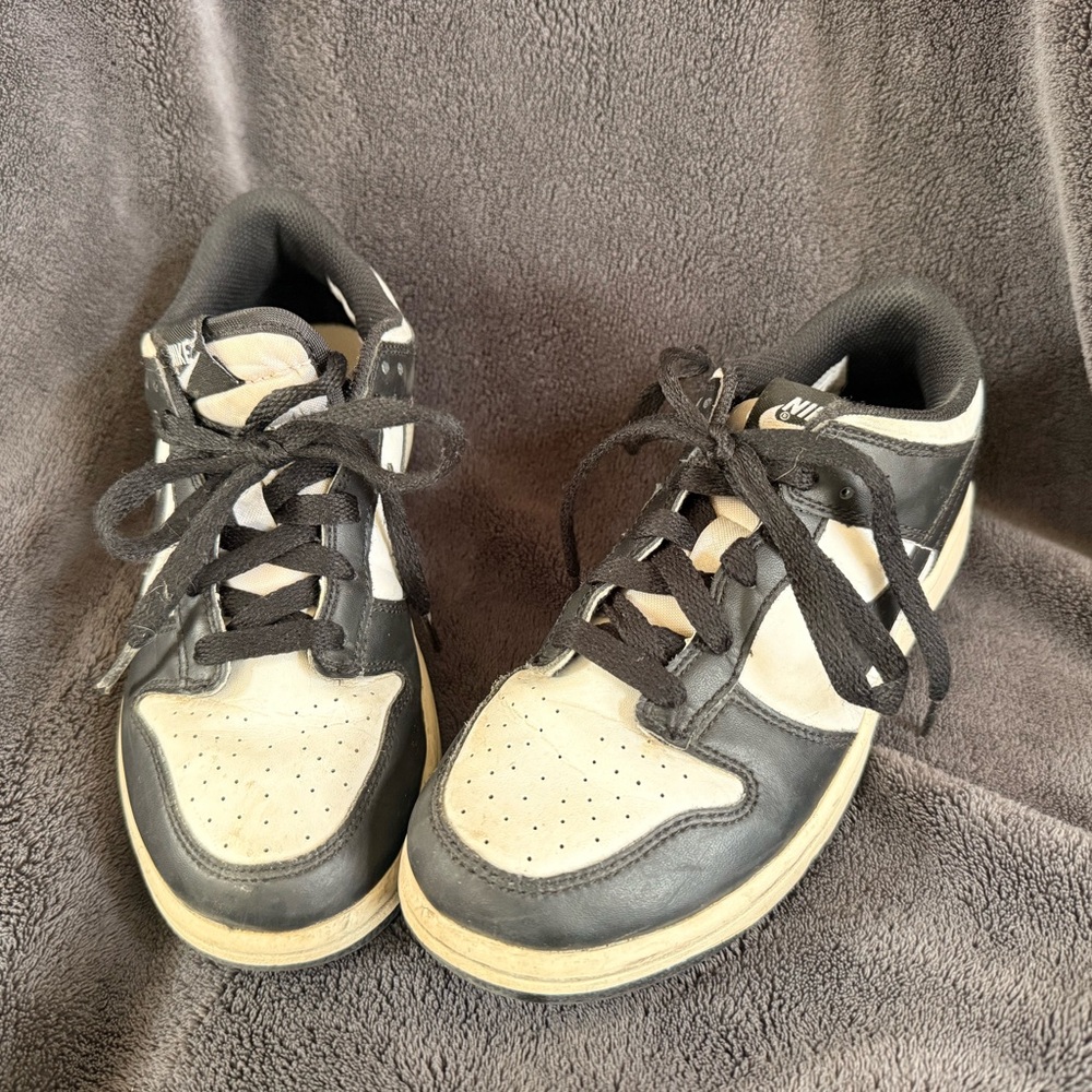 Nike Kids Pandas